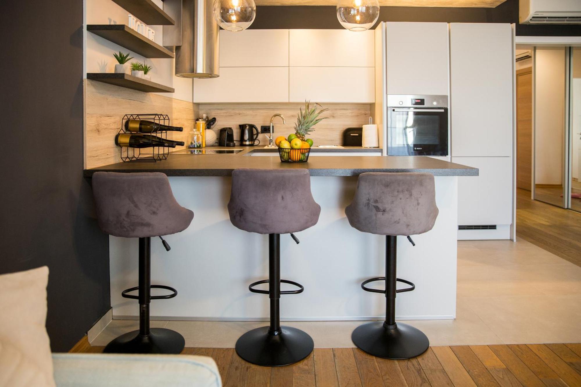 Apartment Pjero Макарска Экстерьер фото