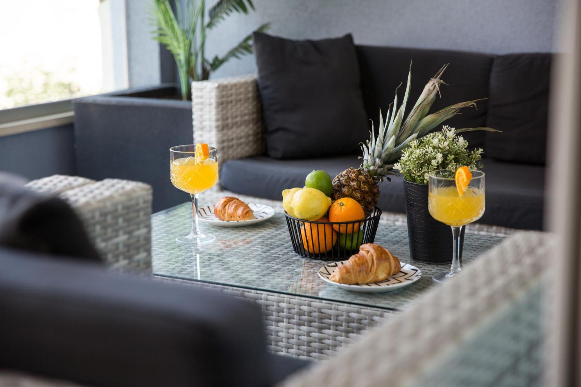 Apartment Pjero Макарска Экстерьер фото